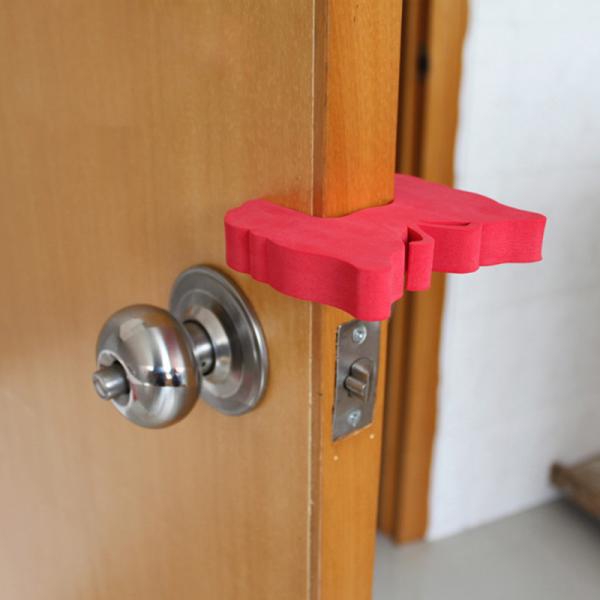 ISO9001 Multiscene Door Stopper Safety Guards Childproof Practical