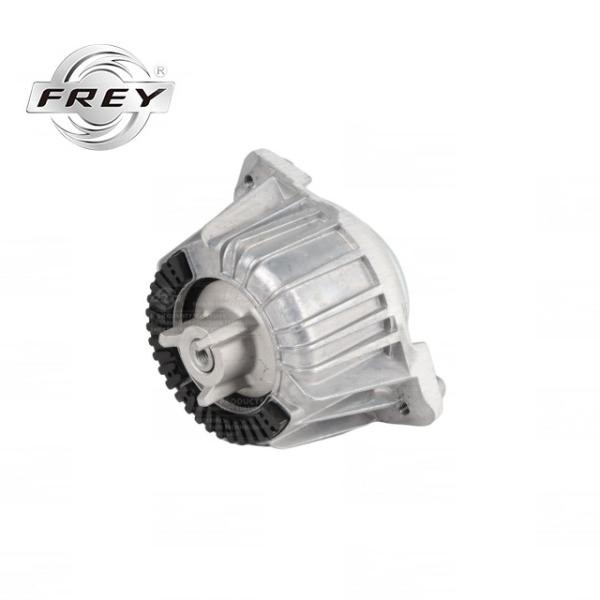 Car Right Auto Engine Mount 2042400317 For Mercedes Benz W204 OM642