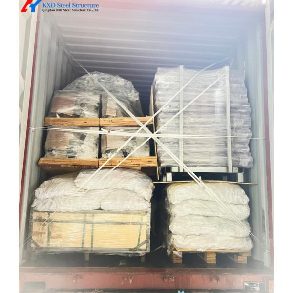 Équipement d'élevage de volailles de type batterie poulailler poulailler pour petite ferme