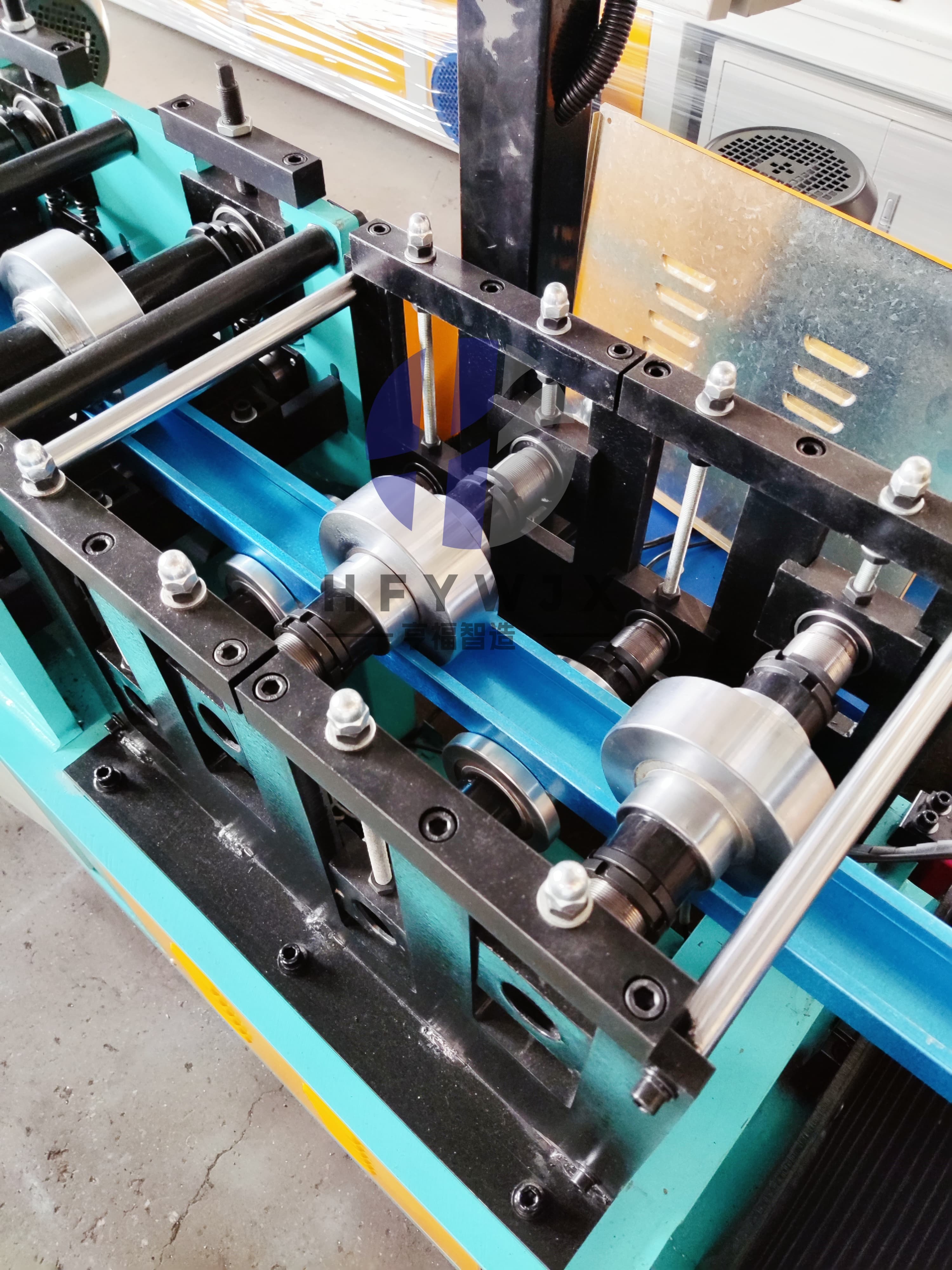 Precision C Type Light Steel Keel Roll Forming Machine with 0.4–0.5mm Thickness and Hydraulic Stop Cutting for Ceiling Stud Production