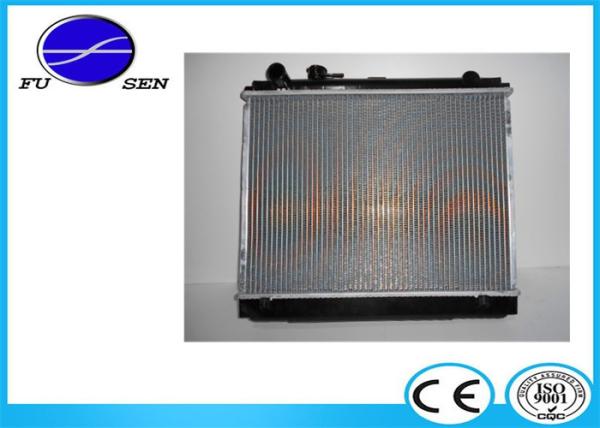 MT Aluminium Car Radiators , Auto Radiator Replacement 16400-5B210/16400-5B521