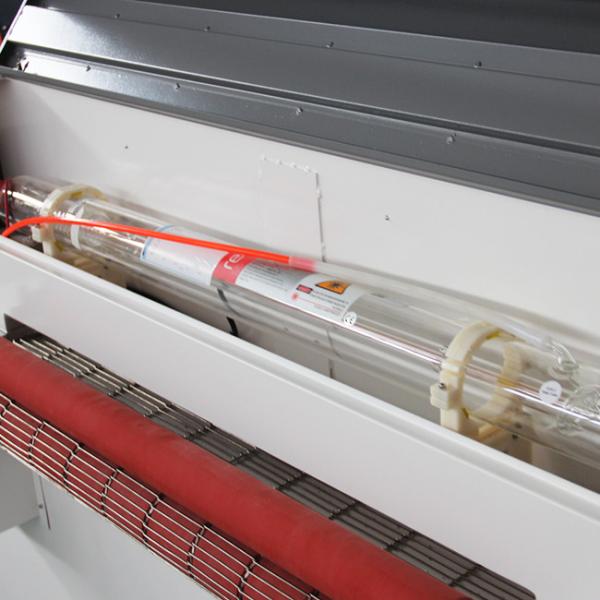 Автоматический питаясь автомат для резки 80W 100W гравировки лазера с большим программным обеспечением RDvisions камеры CCD зрения