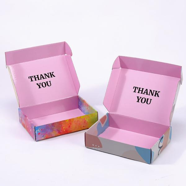Logotipo personalizado reciclable Flor púrpura Impreso de cartón grande cartón corrugado de envío de correo caja para ropa vestido