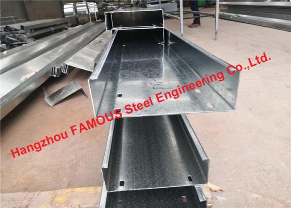 O calibre leve equivalente do sistema de alimentação de originais de Nova Zelândia Dimond galvanizou a instalação fácil de Girts dos Purlins de aço