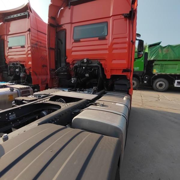 Sitrak 460 480 HP Tractor Head Truck for Package Size 7000.00cm * 250.00cm * 345.00cm