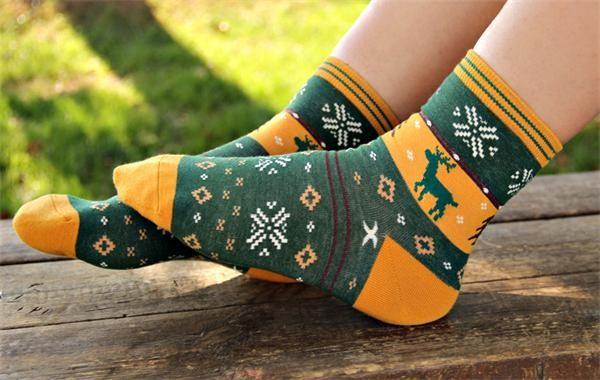 Classic christmas deer patterned design winter cotton hosiery for women