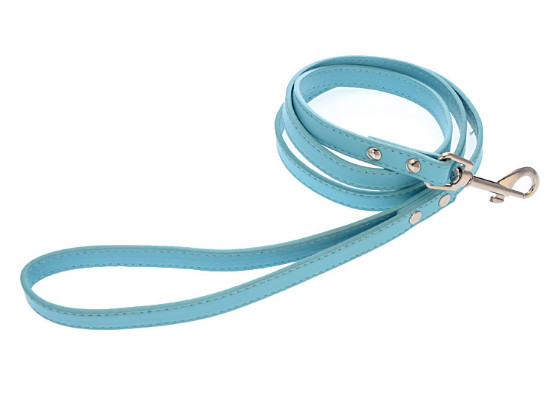 Dog leash. Leather pet leash. Cowhide dog leash. Pet supplies wholesale.