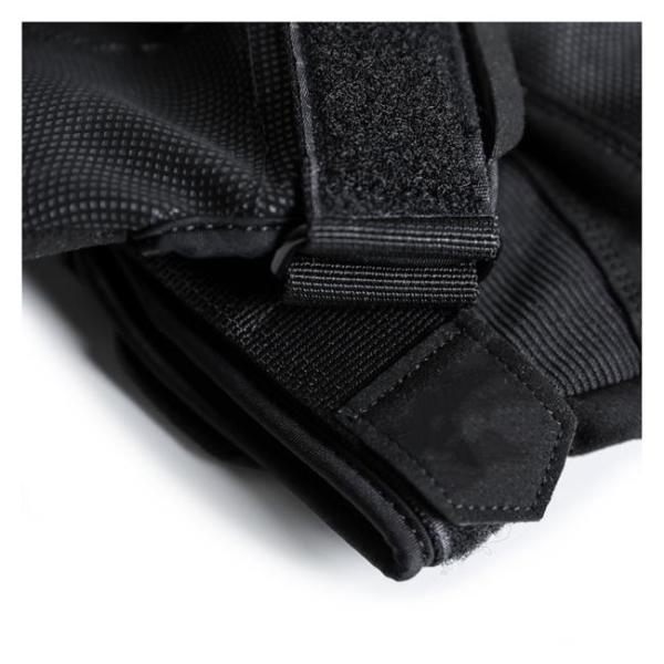 Les gants militaires imperméables de nylon noir kaki vert frottent avec le poing dur la vitesse tactique extérieure