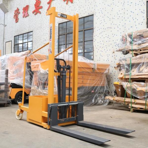 Compact Size Manual Hydraulic Forklift , 2000kg Hand Operated Pallet Stacker