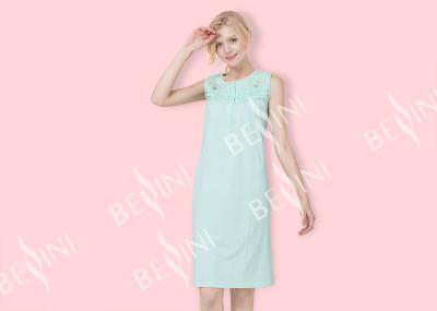 Modest Ladies Sleeveless Nightgowns , Green Ladies Short Nightdresses Button Front