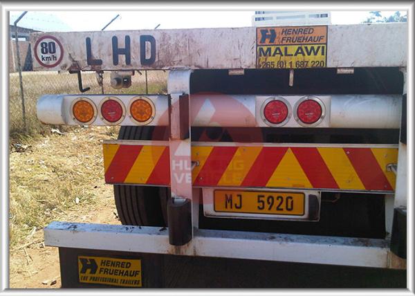 White Color Cargo Container Trailer , Flatbed Sea Container Trailer 3 Axle Steady