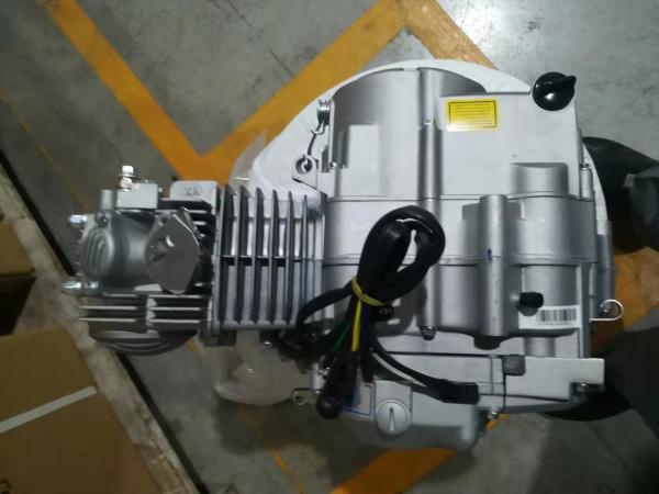 o óleo 140cc refrigerou a competência da gasolina horizontal do motor 8.2kw da motocicleta
