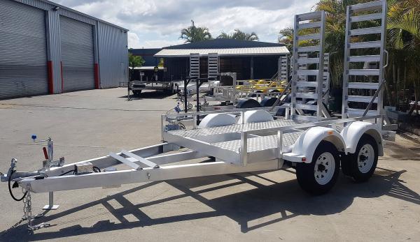 Mini Type Aluminum Extrusion Profiles  Eco Friendly Aluminum Material Trailer
