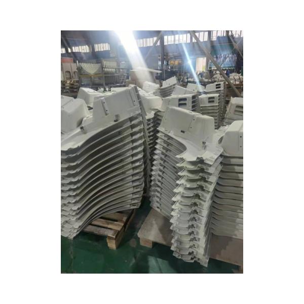 Shacman 190mm Parts de la cabina del parachoques para SINOTRUK HOWO SITRAK dentro de la cubierta del radiador