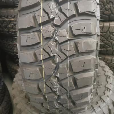 Penumatic Off Road Military Vehicle Tires 37 12.5 R16.5