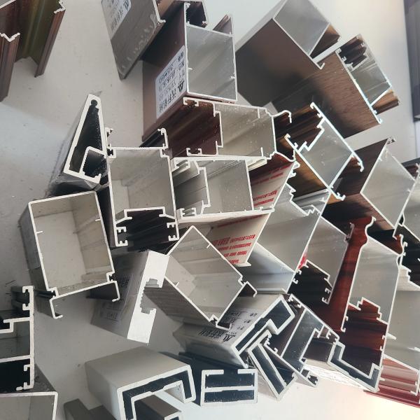 Штранг-прессования раздвижной двери деревянного профиля кухни зерна алюминиевого алюминиевые