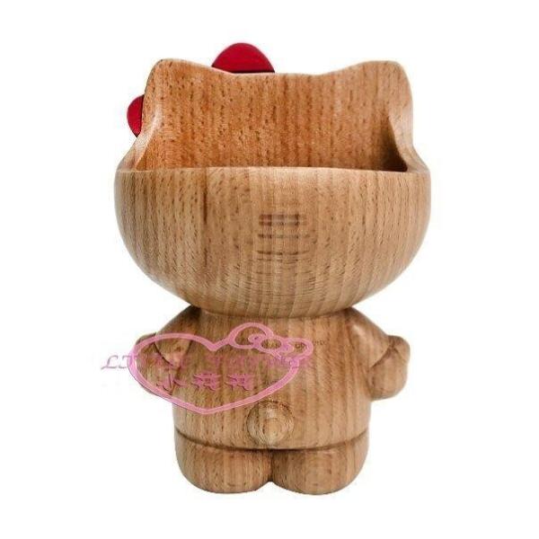 Odorless Fine Natural Wood Art Sculptures Collectible Cartoon Character Design
