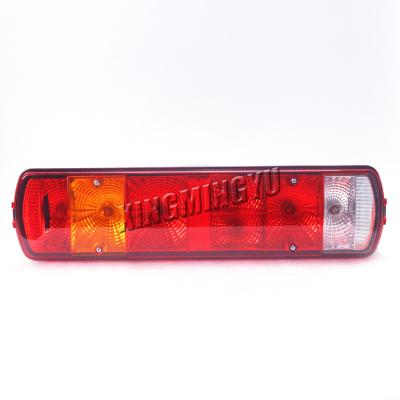 H4365010101A0/H4365010201A0 Services OEM Pièces de carrosserie de camions Feux arrière pour FOTON