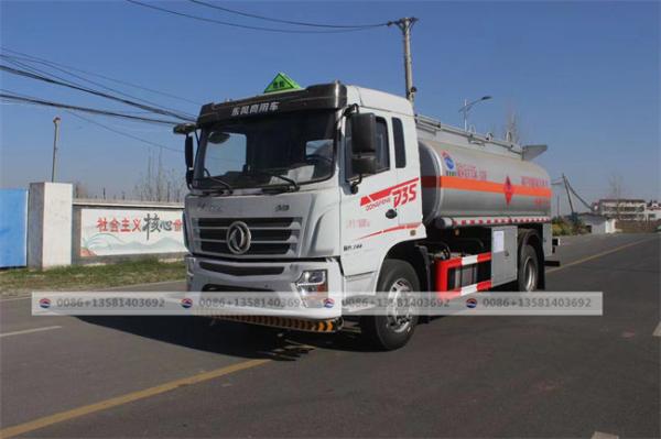 Camion-citerne de carburant Dongfeng 4x2 12000l, camion-citerne de taille moyenne pour le transport de pétrole brut, de gaz et de diesel, avec distributeur