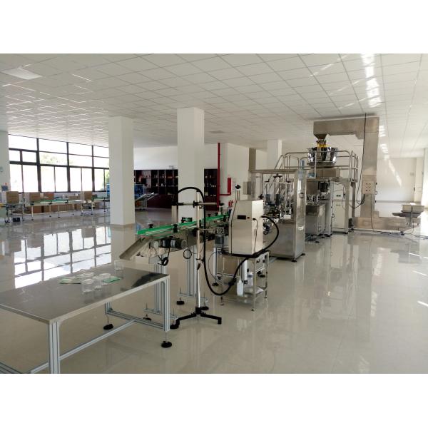 Машина для прикрепления этикеток бутылки 380V напитка 25MM автоматическая