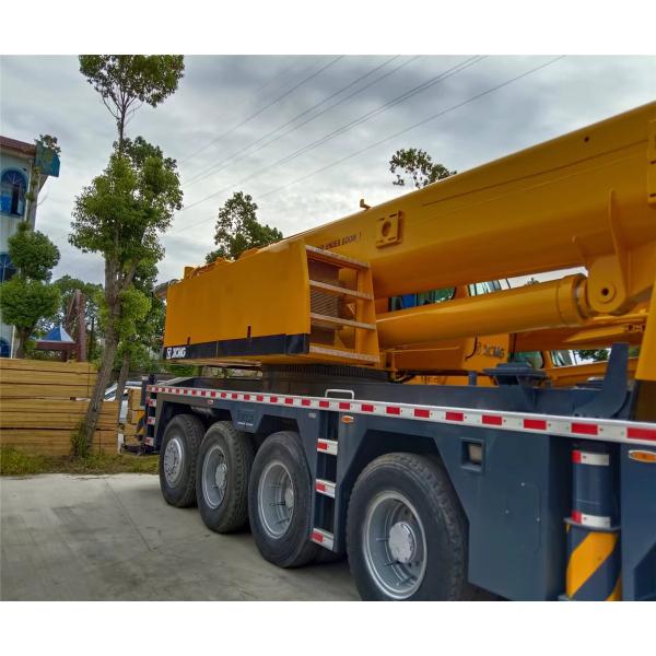QUY 80T 100T 115T 120T 200T 220T 270T 300T 320T Truck Crane with Briggs Stratton Engine