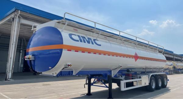 CIMC 3 Axles 8000L/5500L/7000L/7500L Gasoline and Diesel 4 compartments design 28 KL Steel Fuel hydraulic Tank Trailer