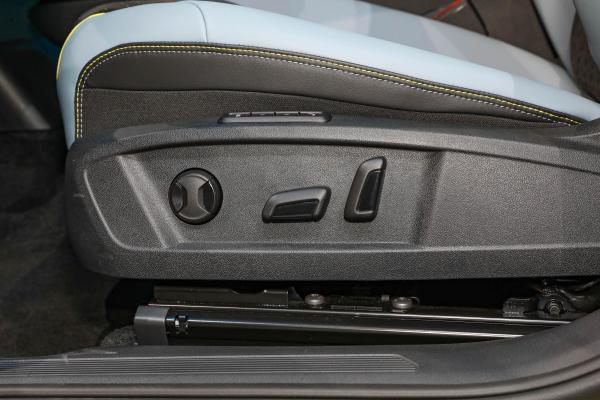 2023 Energy Vehicles VW Id4 X Electric Cars Id4 Crozz vw Id6 Crozz Pro Used Cars Seating 5 Turn to Left