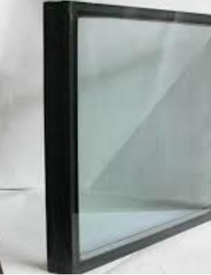 Un échantillon gratuit de verre isolé architectural fourni pour le magasin Outlet