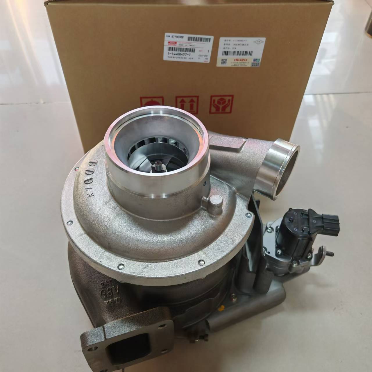 1-14400457-1 Turbocharger Assembly for Isuzu 6WG1 Engine