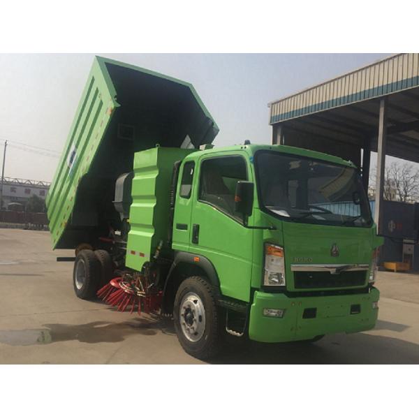 SINOTRUK HOWO 4x2 Dust Cleaner Road Sweeper Sale Diesel Power Street Sweeper
