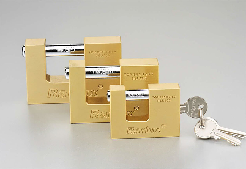 BRASS RECTANGULAR PADLOCK