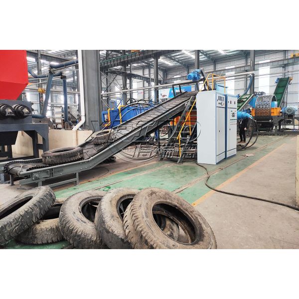 Heavy Duty Tire Shredder Machine with SKD11 Blade and 22 Power for Waste Tire Recycling