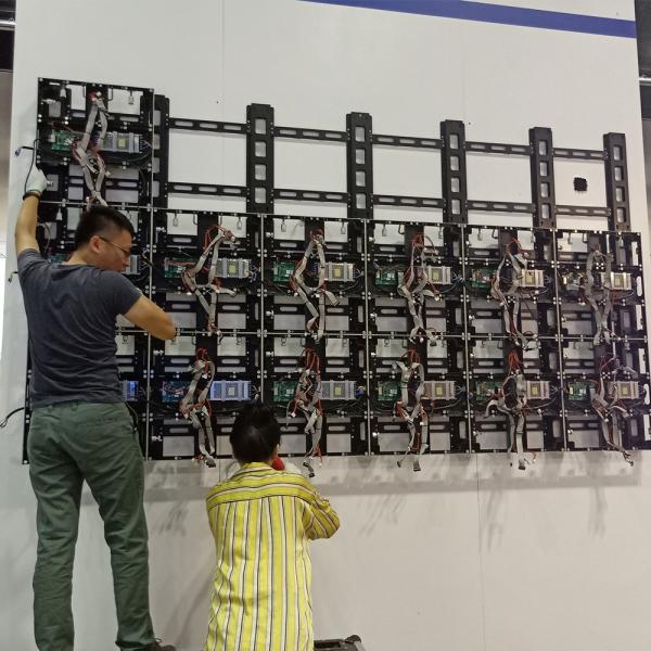 P1.875 P2 P2.5 P3 Indoor Fixed LED Display 1515 Pure Black Light LED Types