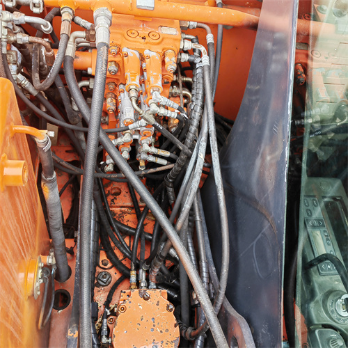 Obtenez des réductions sur la 6T de seconde main Hitachi 60 Excavator avec original cylindre hydraulique