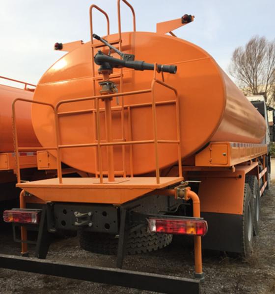 Caminhão de petroleiro da água de Sinotruk Howo 20000L do Euro 2