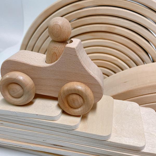 L'arc-en-ciel 35.5cm a coloré le grand bébé en bois de blocs constitutifs