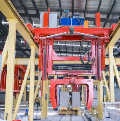 A linha de produção plantas concretas de AAC da autoclave da máquina do corte por blocos funde o bloco de cimento móvel modelo de AAC que faz a máquina