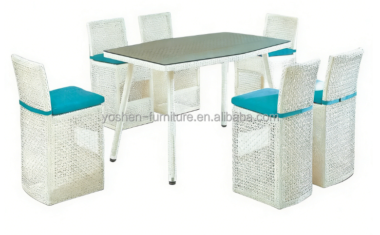 Modern Design Rattan Dining Set with Outdoor Dining Table and Chairs for Hotel & Park Use
