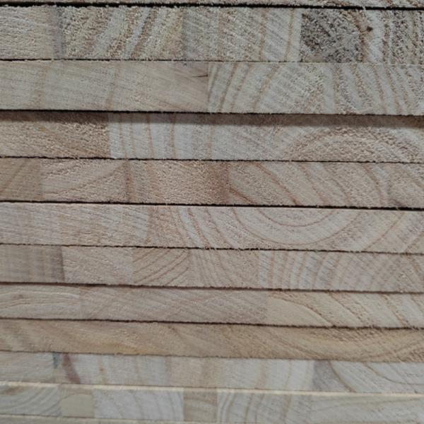 Paulownia bois massif bord collé pour les meubles teneur en humidité 8%-12% Design durable et robuste