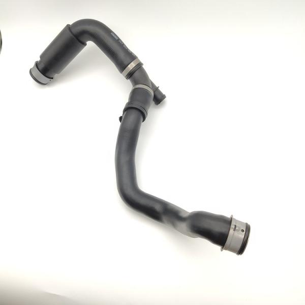 2035015582 Standard Black Upper Lower Radiator Hose For Mercedes Benz C230