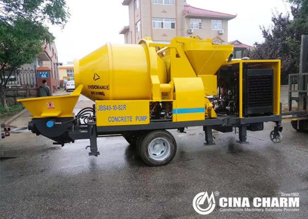 Small Portable Concrete Pumping Machine 40m3 / H For Housing Building