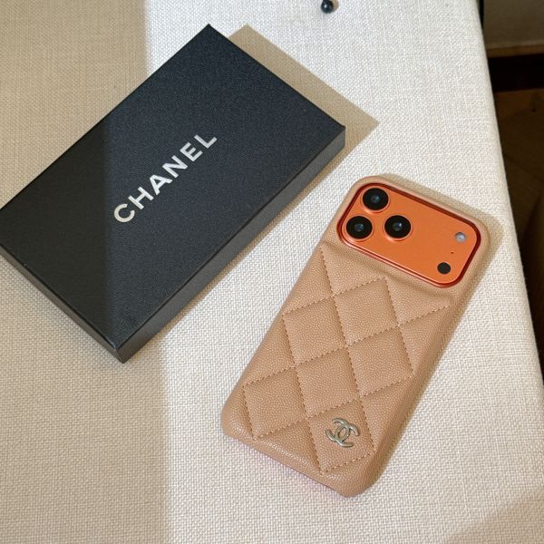 Coque simple motif litchi rouge-brun + argent modèle cc 13-17pm