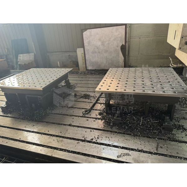 Industrial Welding Fixture Table D28 Heavy Duty Metal Welding Table