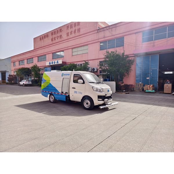 Efficient Pure Electric Road Maintenance Truck with High-Pressure Flushing and Versatile Cleaning for Municipal Use