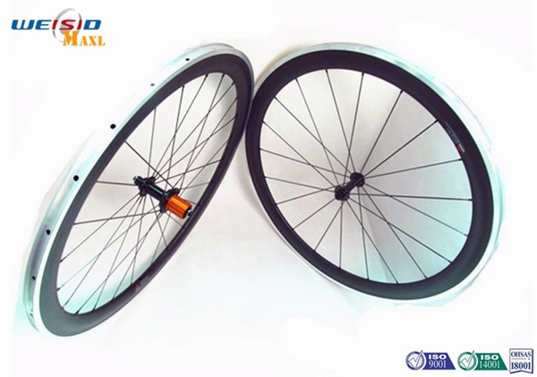 Silver Anodised Aluminium Profile Extrusion For Aluminum Bike Wheels