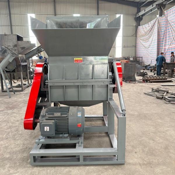Mini Scrap Plastic Crusher Recycling Machine with Tangential Feed Structure and Hot Sel