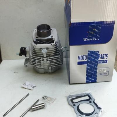 125CC Motorcycle Cylinder Head Standard Size Silver Motorcycle Engine parts