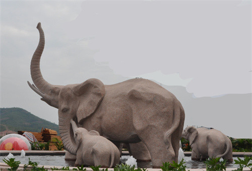 Fiberglass Garden Animal Sculptures Decorative Stone Elephant Garden Statue