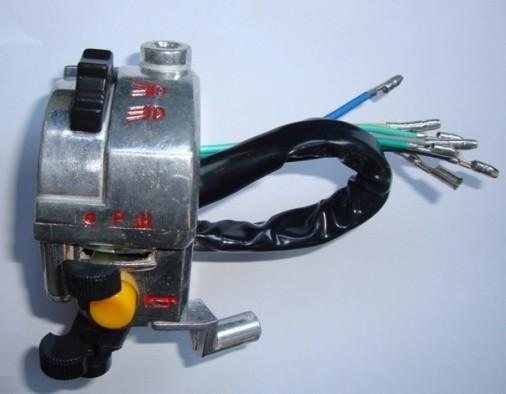 For Honda C90 Motorcycle Turn Signal Switch , Waterpoof Scooter Handlebar Mounted Switch