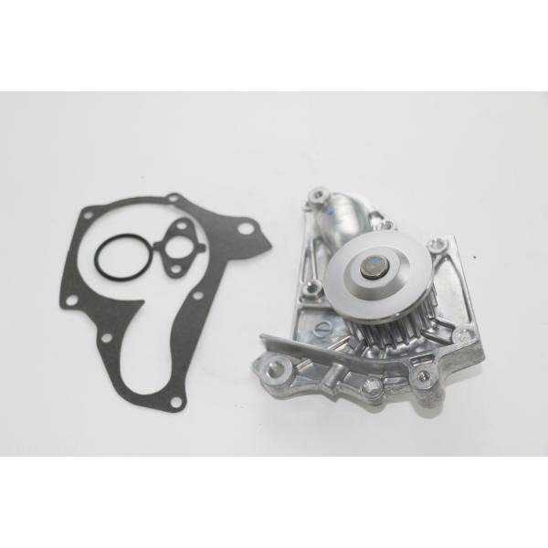 Toyota Avensis 4-door Sedan 1997-2000 Water Pump 16110-79045/16110-79025